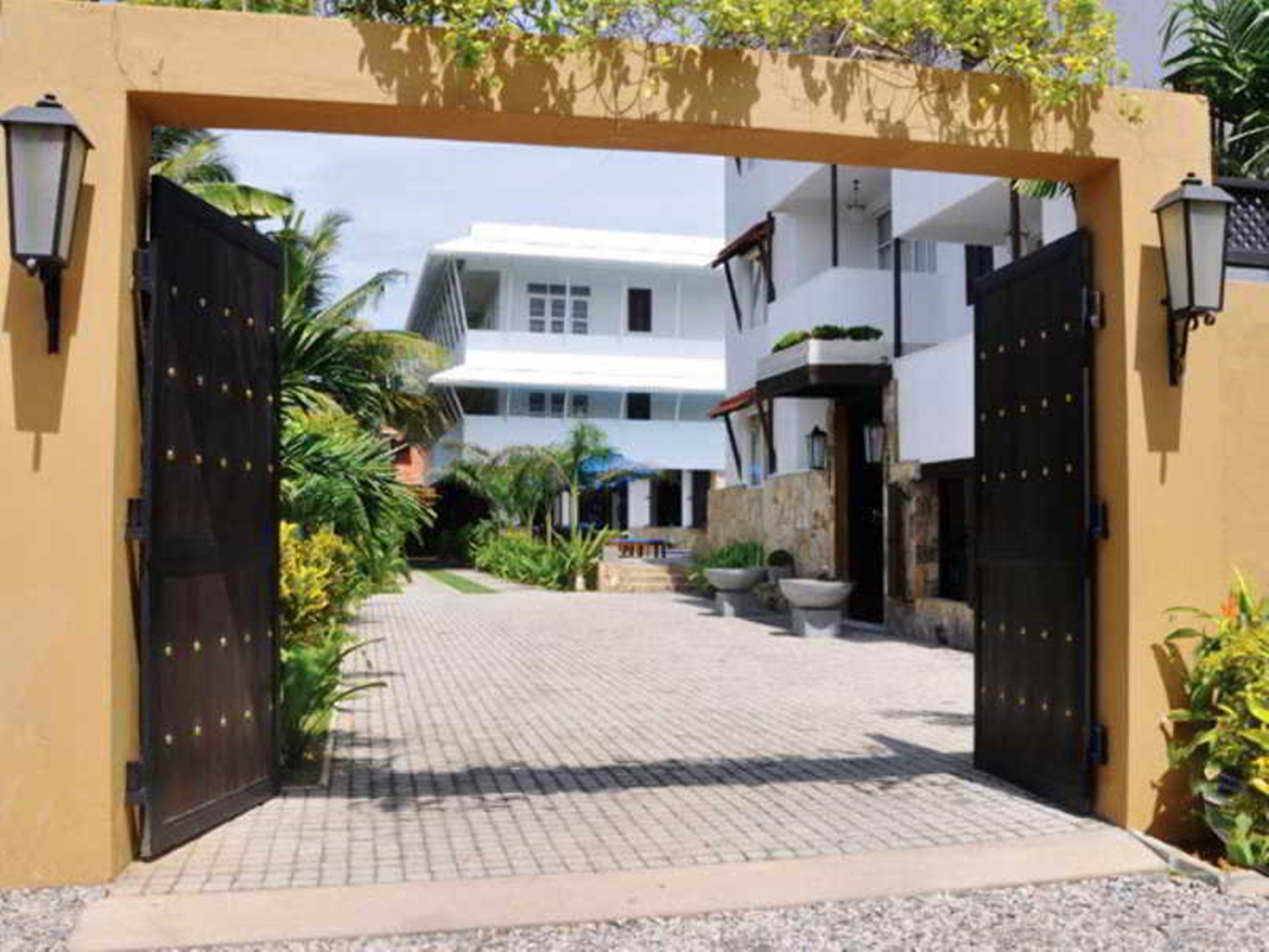Hotel St.lachlan & Negombo
