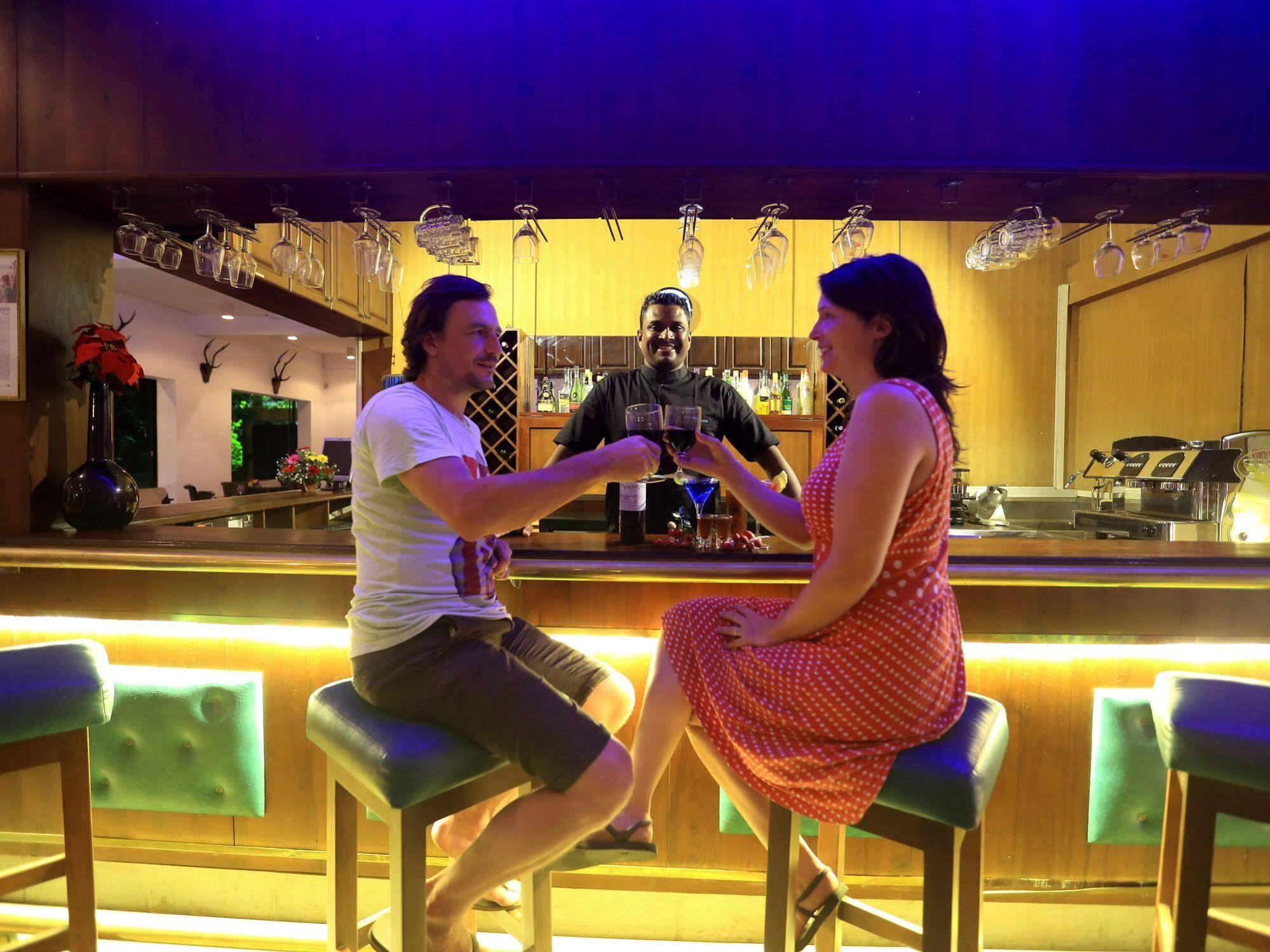Hotel St.lachlan & Negombo